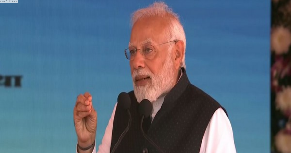 India of 21st century will have to improve its public transport system rapidly: PM Modi